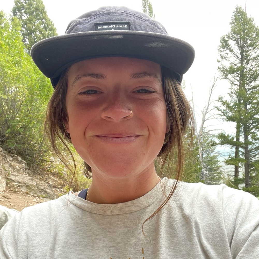 Meet your Posher, Emily